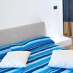 Fronte Mare - Argonautivacanze Apartman *