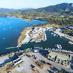 Fronte Mare - Argonautivacanze Apartman *